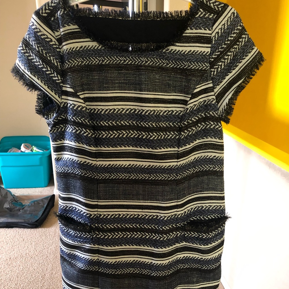SUPER CUTE ADRIANNA PAPELL DRESS